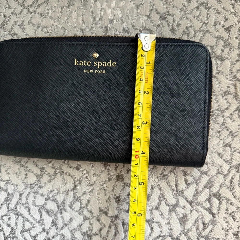 kate spade New York Black Saffiano Zip Wristlet Wallet